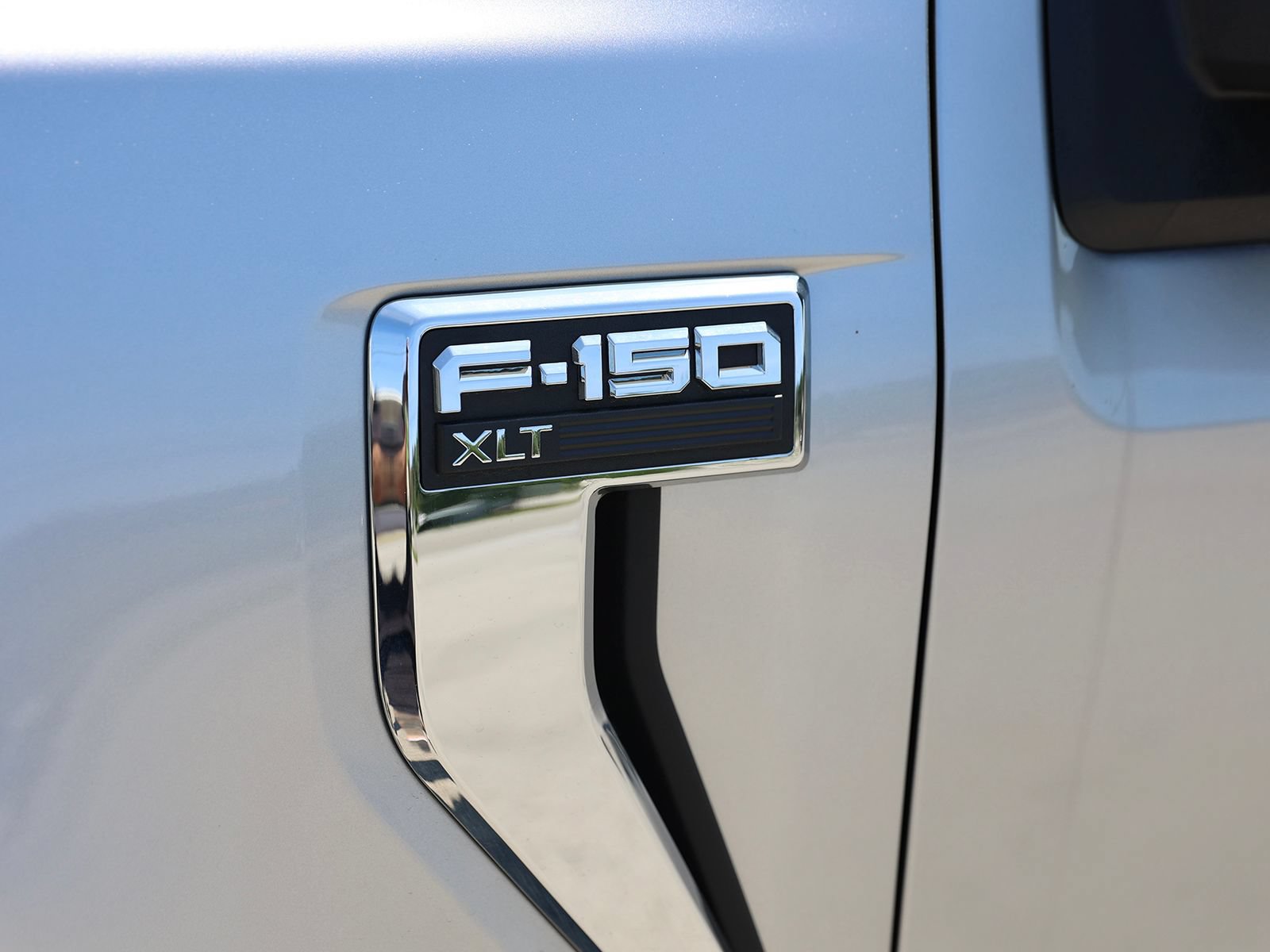 Certified 2025 Ford F150 XLT w/ Equipment Group 301A Standard AWD/4WD image 10