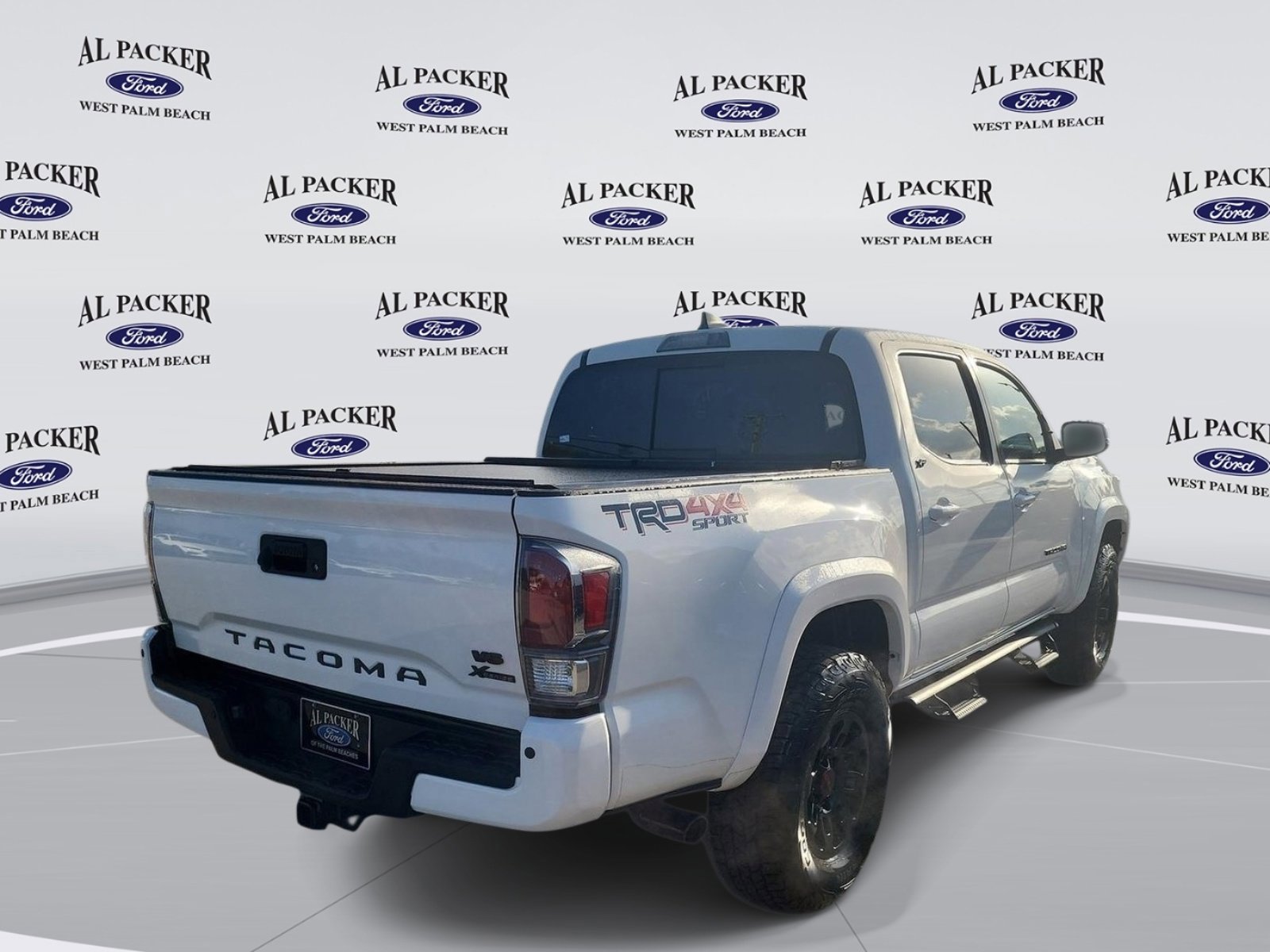 Used 2022 Toyota Tacoma TRD Sport w/ TRD Premium Sport Package image 5