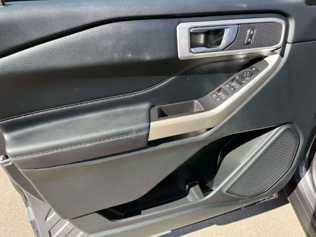 Certified 2023 Ford Explorer XLT RWD image 27