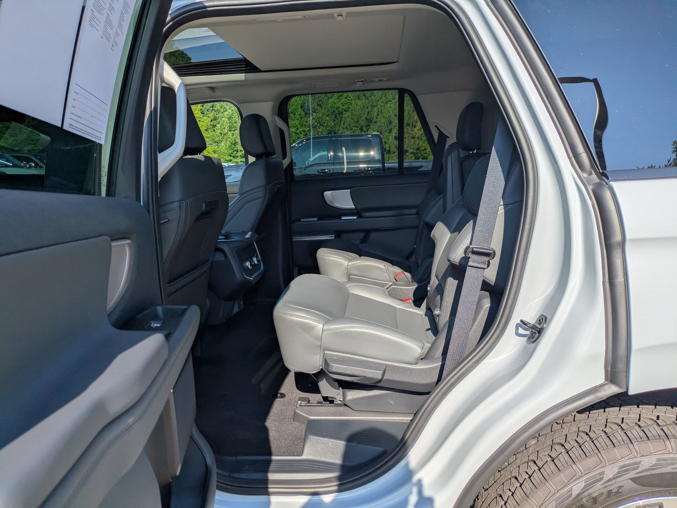 Certified 2026 Ford Expedition Active AWD/4WD image 28