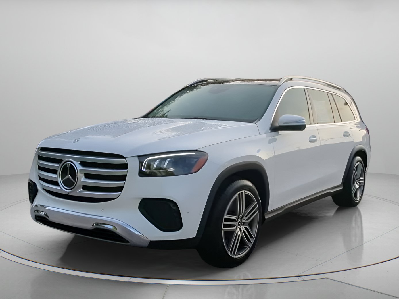 Used 2026 Mercedes-Benz GLS 450 4MATIC image 12