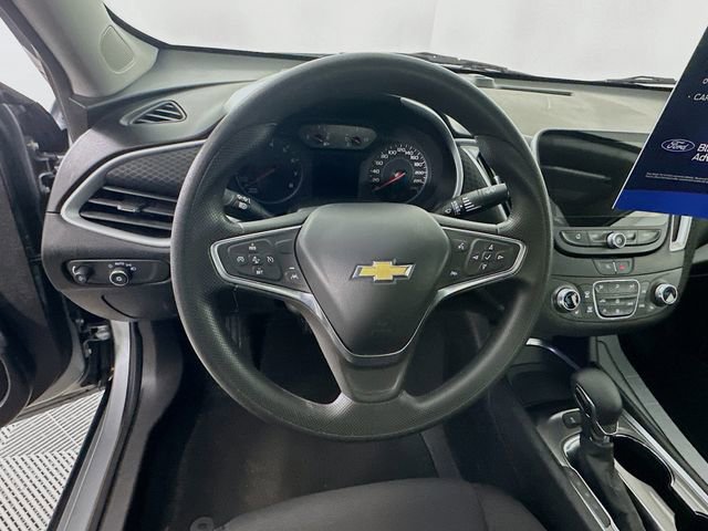Used 2024 Chevrolet Malibu LT FWD image 17