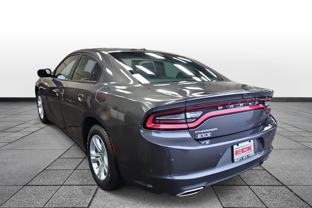 Used 2022 Dodge Charger SXT RWD image 7