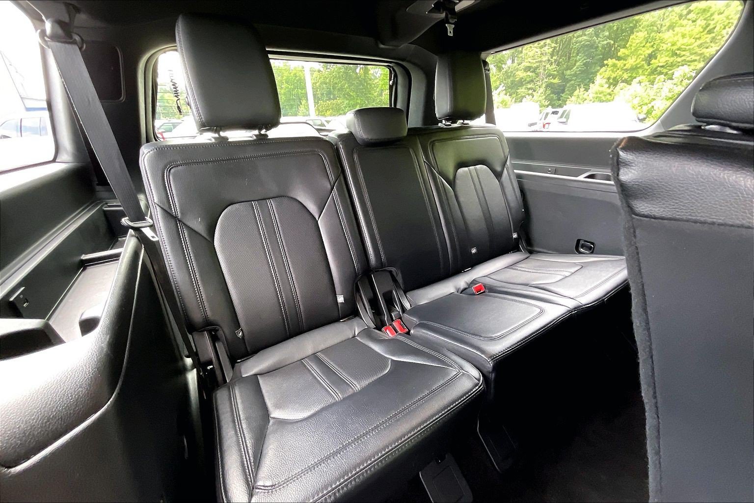 Certified 2021 Ford Expedition Max Limited AWD/4WD image 28