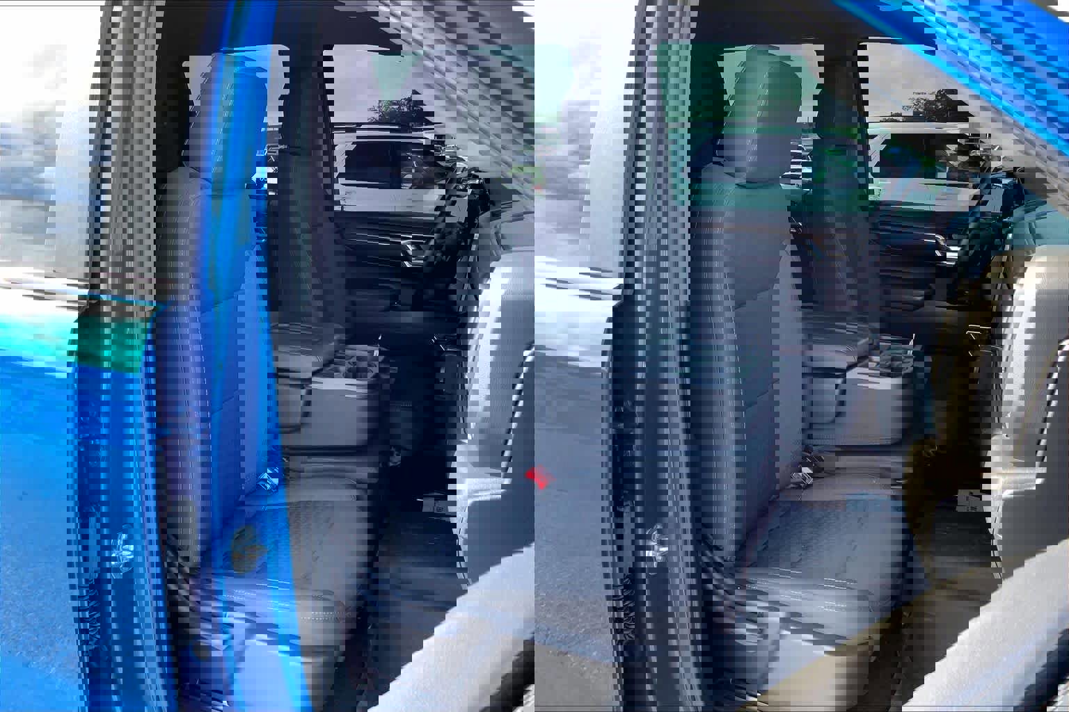 Used 2022 Chevrolet Silverado 1500 RST image 10