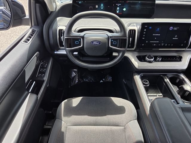 Certified 2025 Ford Expedition Active RWD image 14