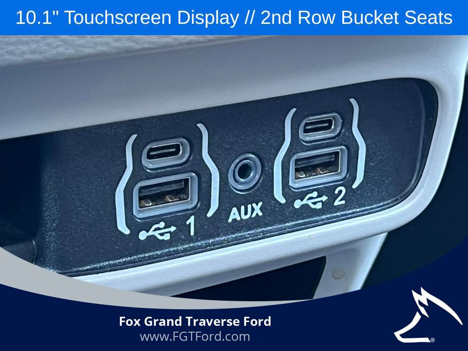 Used 2024 Chrysler Pacifica Touring-L image 28