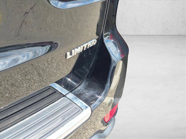 Used 2021 Jeep Grand Cherokee Limited AWD/4WD image 15