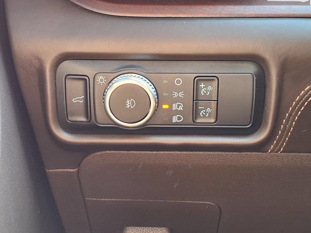 Certified 2023 Ford Explorer King Ranch w/ Technology Package AWD/4WD image 22