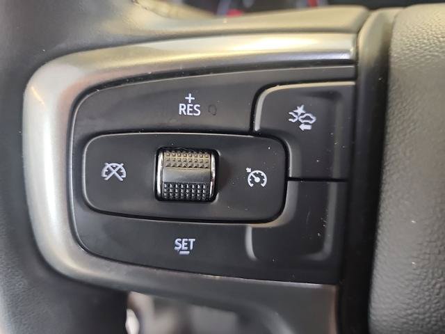 Used 2024 Chevrolet Suburban LS RWD image 17