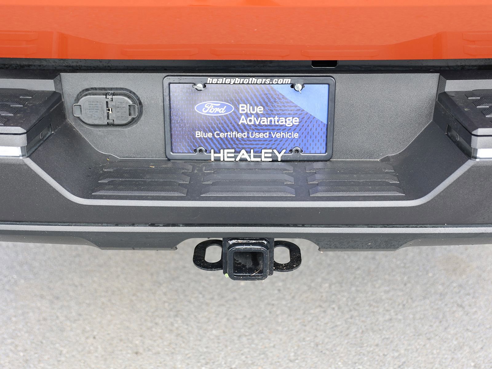 Used 2025 Toyota Tundra SR5 w/ TRD Off-Road Package AWD/4WD image 16