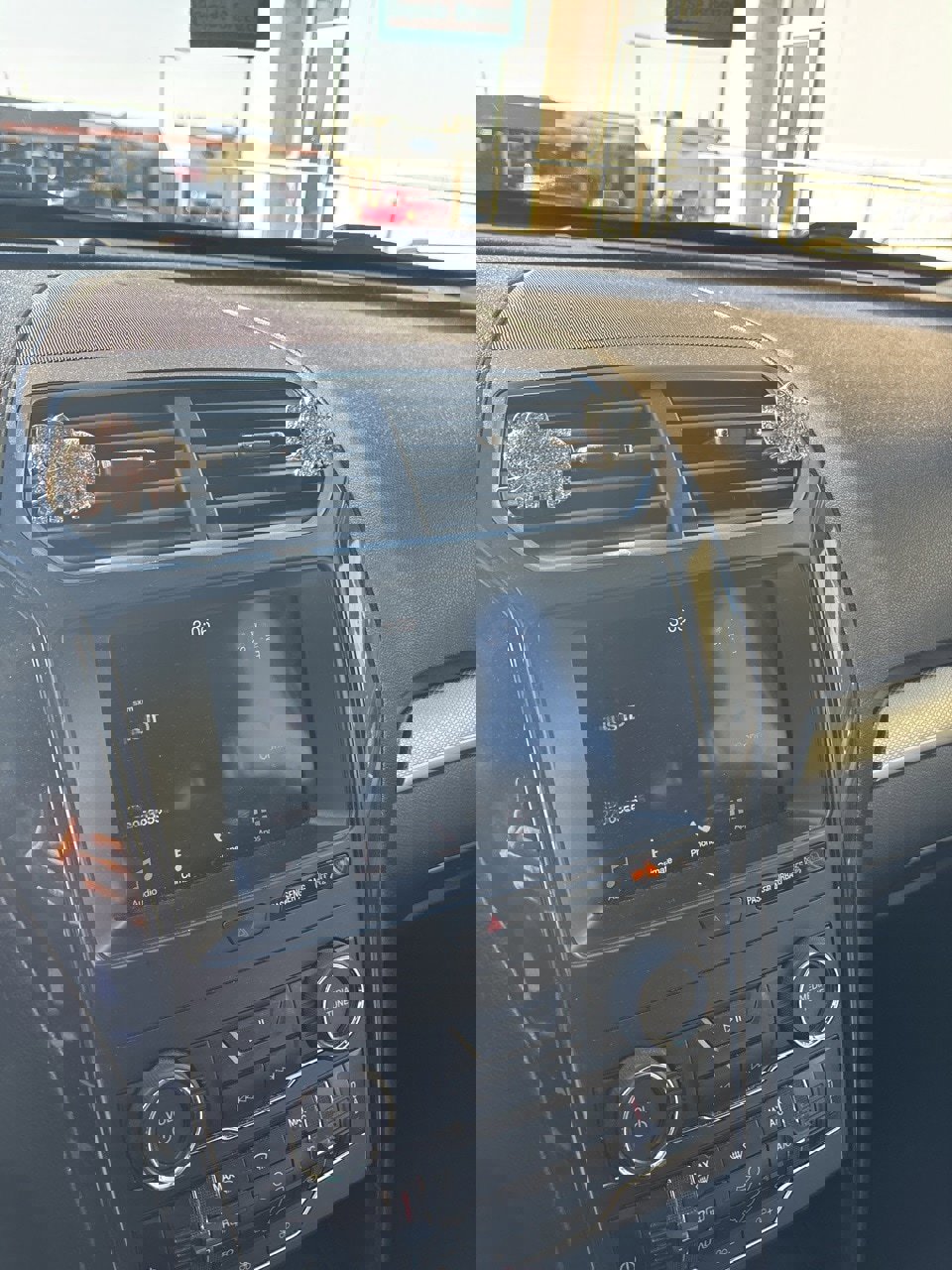 Certified 2019 Ford Explorer XLT w/ Equipment Group 201A image 11