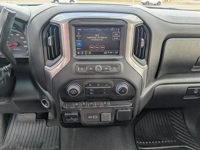Used 2023 Chevrolet Silverado 1500 Custom image 9