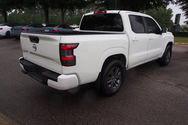 Used 2026 Nissan Frontier SV RWD image 7