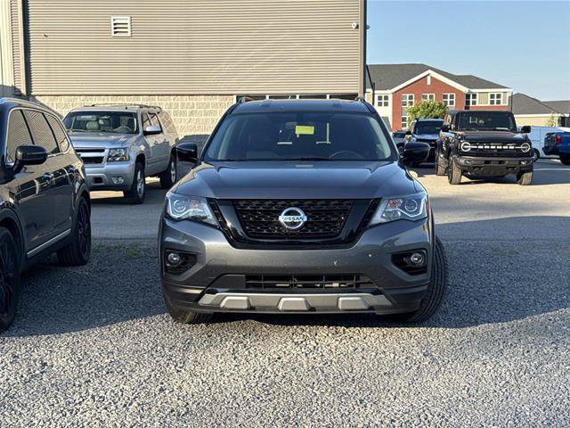 Used 2019 Nissan Pathfinder SL w/ Rock Creek Edition FWD image 2