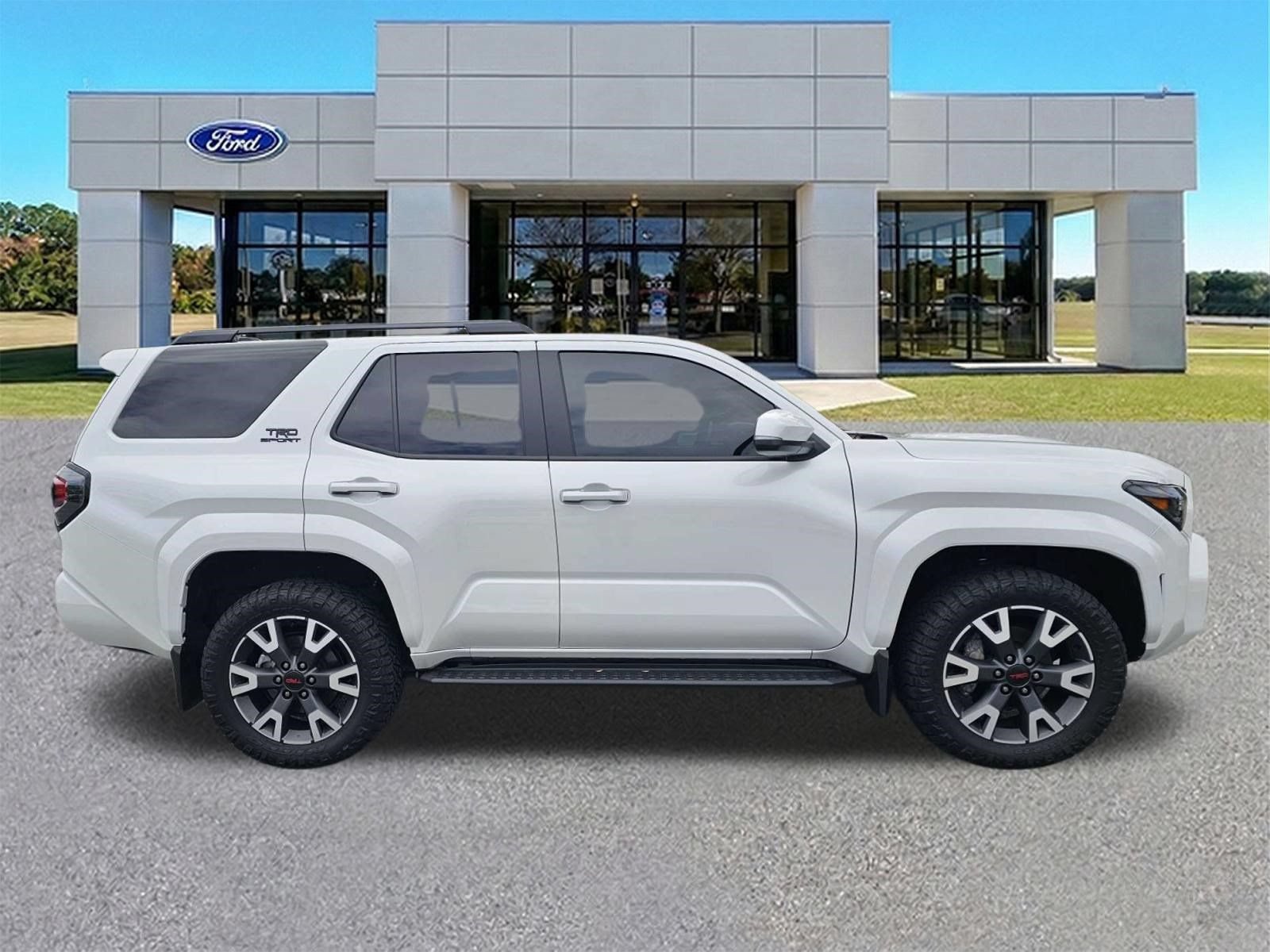 Used 2025 Toyota 4Runner TRD Sport AWD/4WD image 3