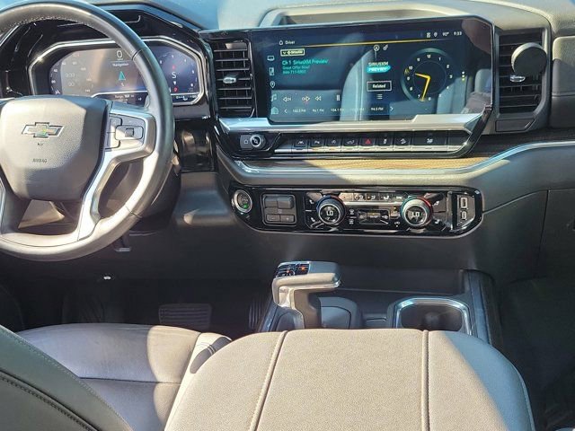 Used 2024 Chevrolet Silverado 1500 LT Trail Boss w/ Convenience Package II AWD/4WD image 22