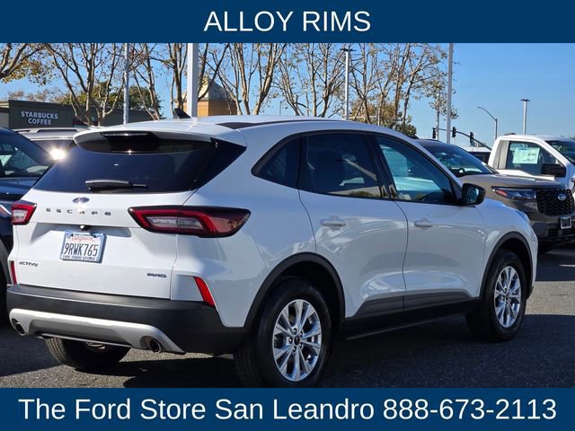 Certified 2025 Ford Escape Active image 3