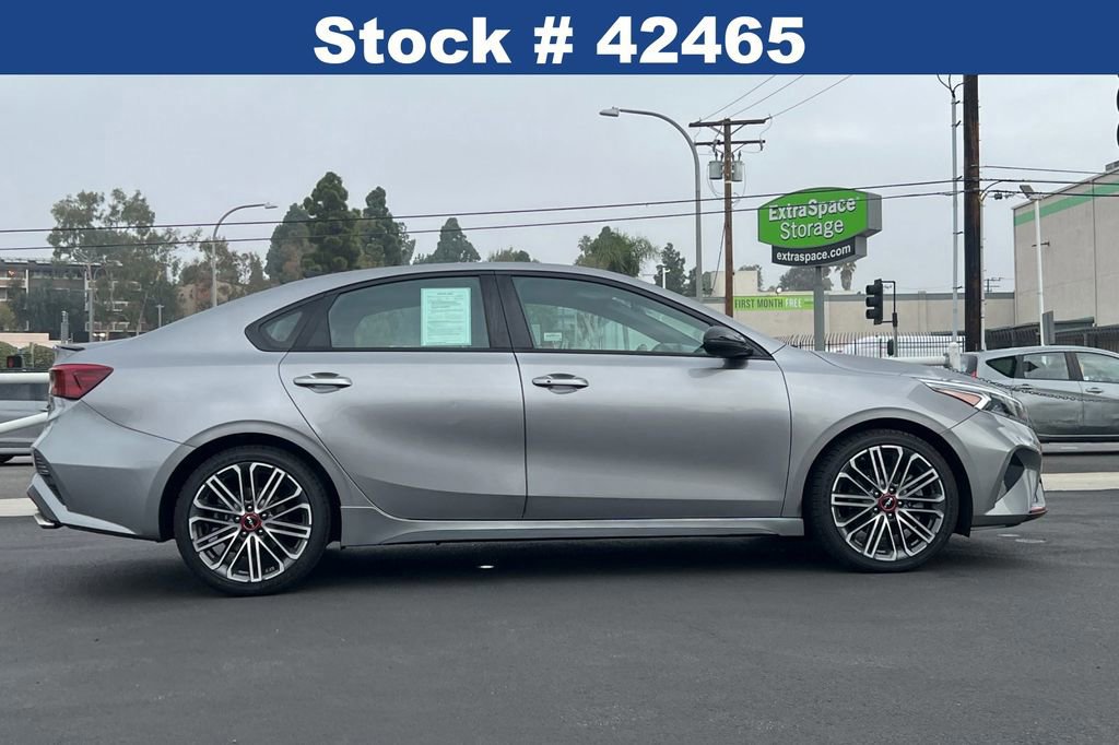 Used 2023 Kia Forte GT image 3