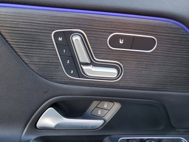 Used 2023 Mercedes-Benz GLA 250 4MATIC image 18