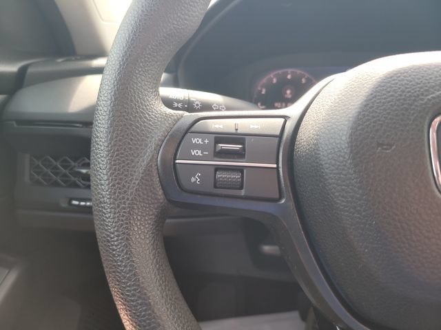 Used 2023 Honda Accord LX image 11