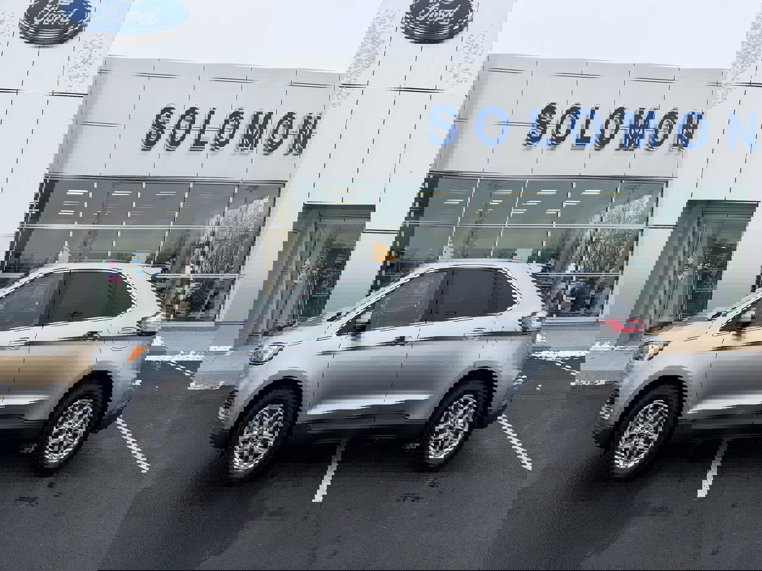 Certified 2024 Ford Edge SEL w/ Convenience Package image 6