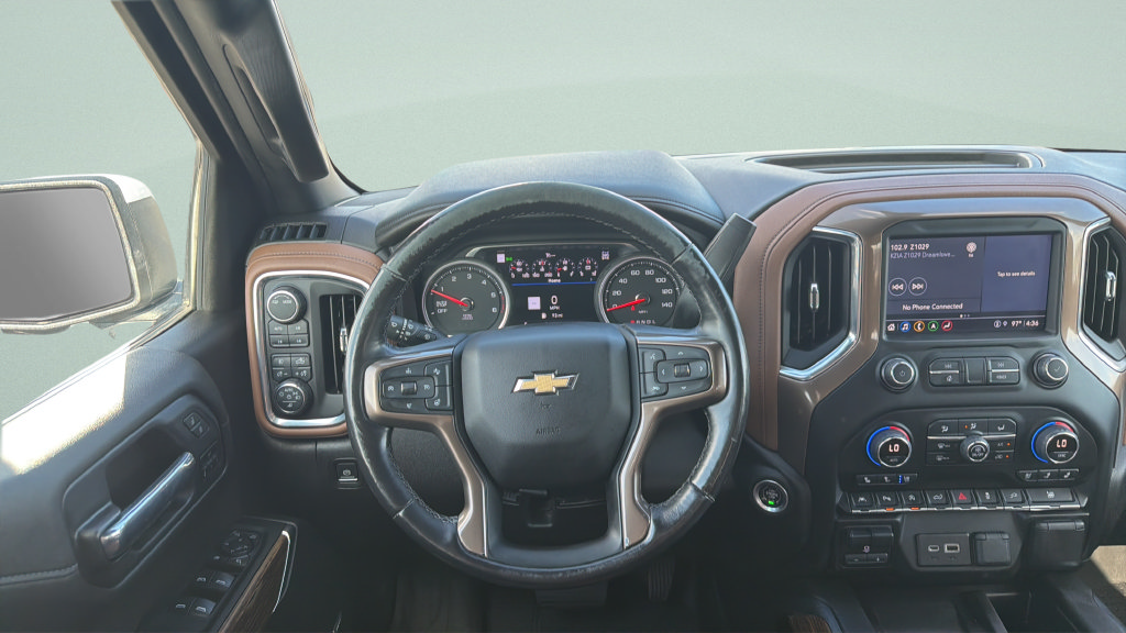 Used 2022 Chevrolet Silverado 1500 High Country w/ Technology Package AWD/4WD image 11