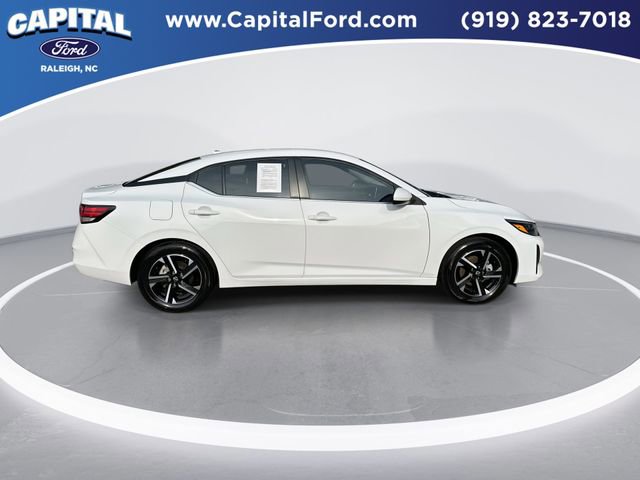 Used 2025 Nissan Sentra SV FWD image 9