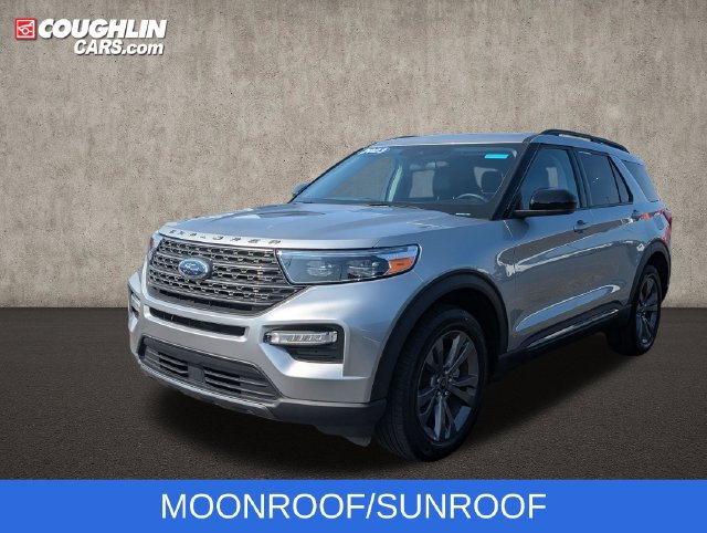 Certified 2023 Ford Explorer XLT w/ Equipment Group 202A AWD/4WD image 4