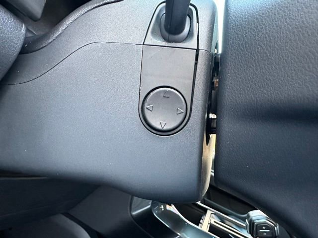 Certified 2023 Ford F150 Lariat w/ Equipment Group 502A High image 28