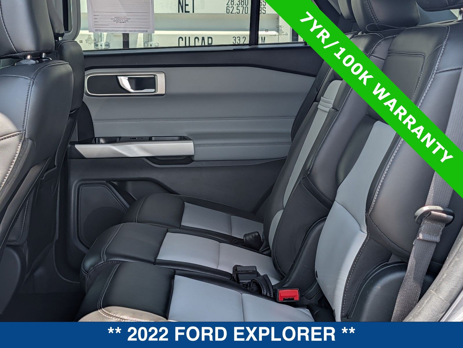 Certified 2022 Ford Explorer XLT w/ Equipment Group 202A RWD image 16