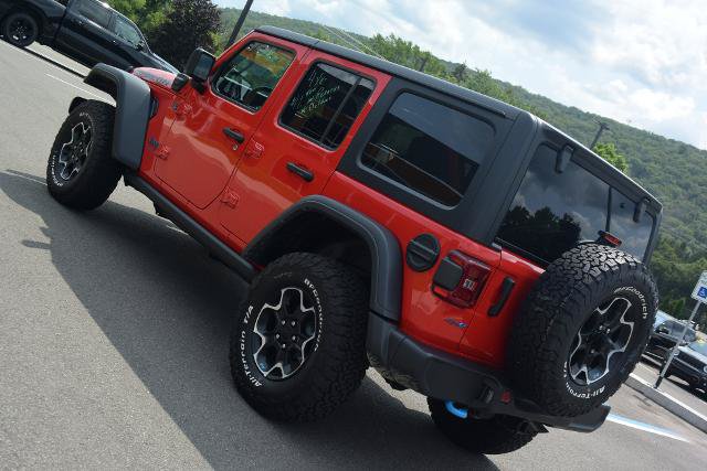 Used 2023 Jeep Wrangler Unlimited Rubicon 4xe w/ Cold Weather Group AWD/4WD image 4