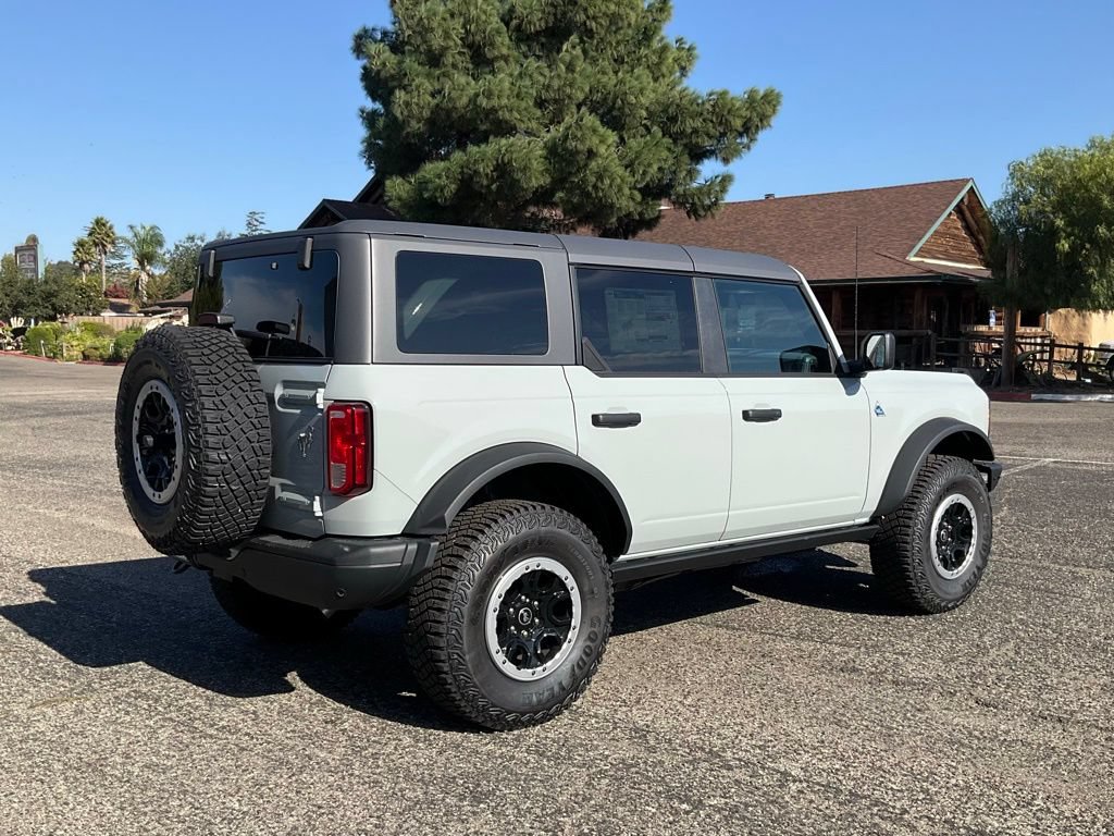Certified 2024 Ford Bronco Black Diamond w/ Sasquatch Package AWD/4WD image 6