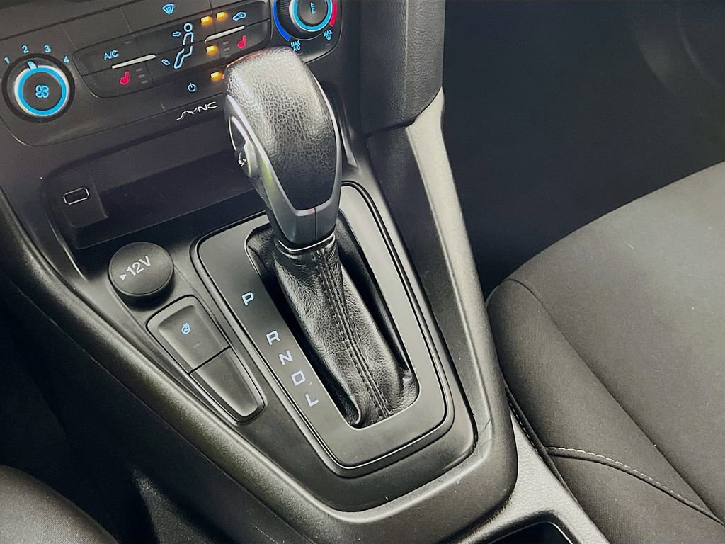 Certified 2018 Ford Focus SE w/ Cold Weather Package image 20