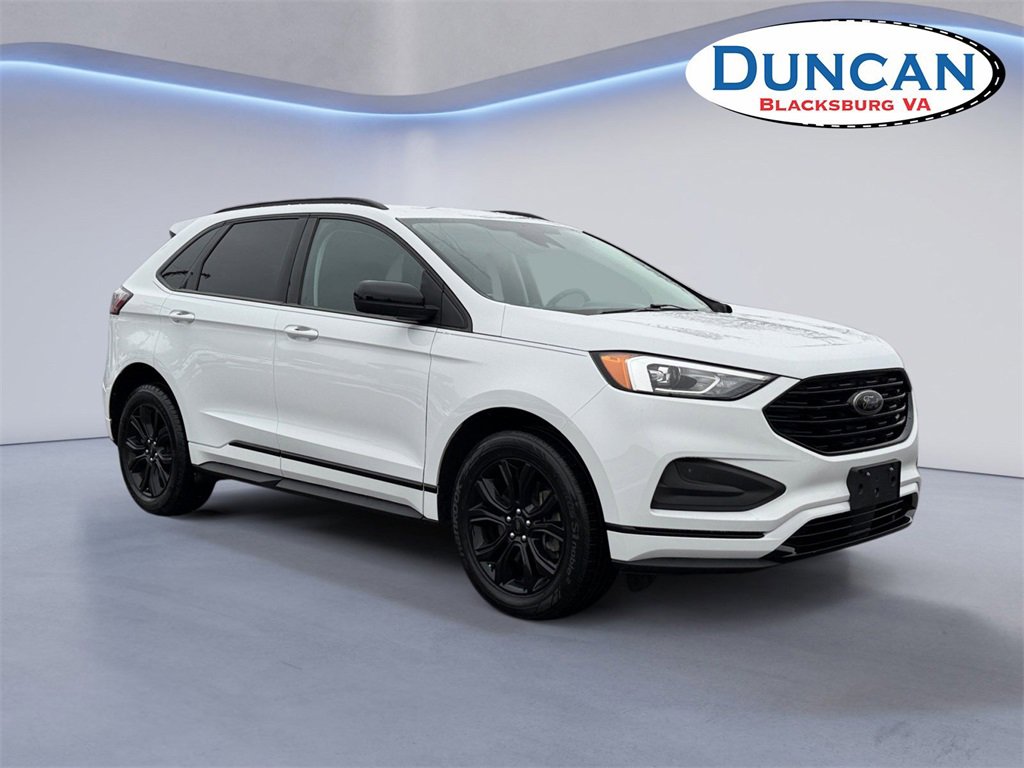 Certified 2022 Ford Edge SE w/ Black Appearance Package image 1