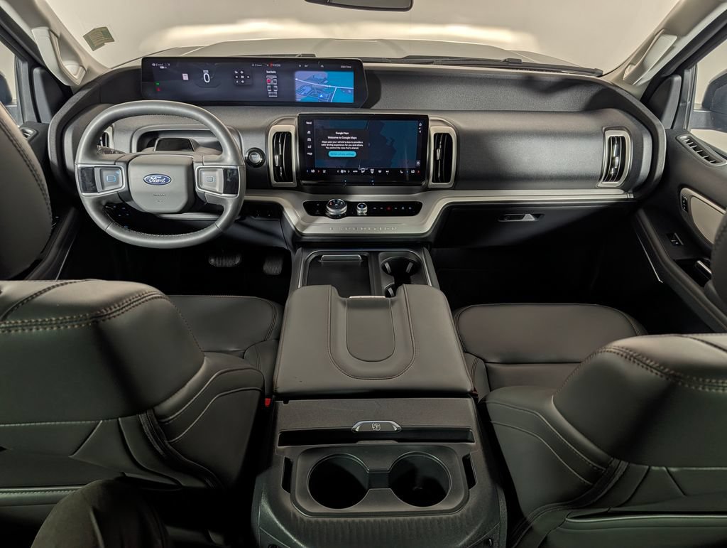 Certified 2025 Ford Expedition Active AWD/4WD image 16