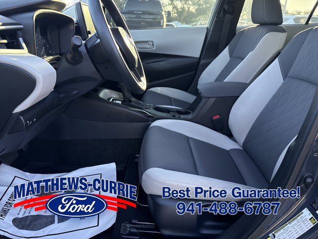 Used 2025 Toyota Corolla LE w/ LE Premium Package FWD image 9