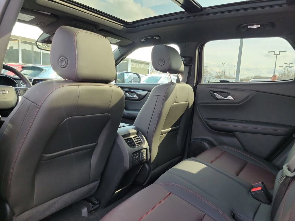 Used 2019 Chevrolet Blazer RS image 16