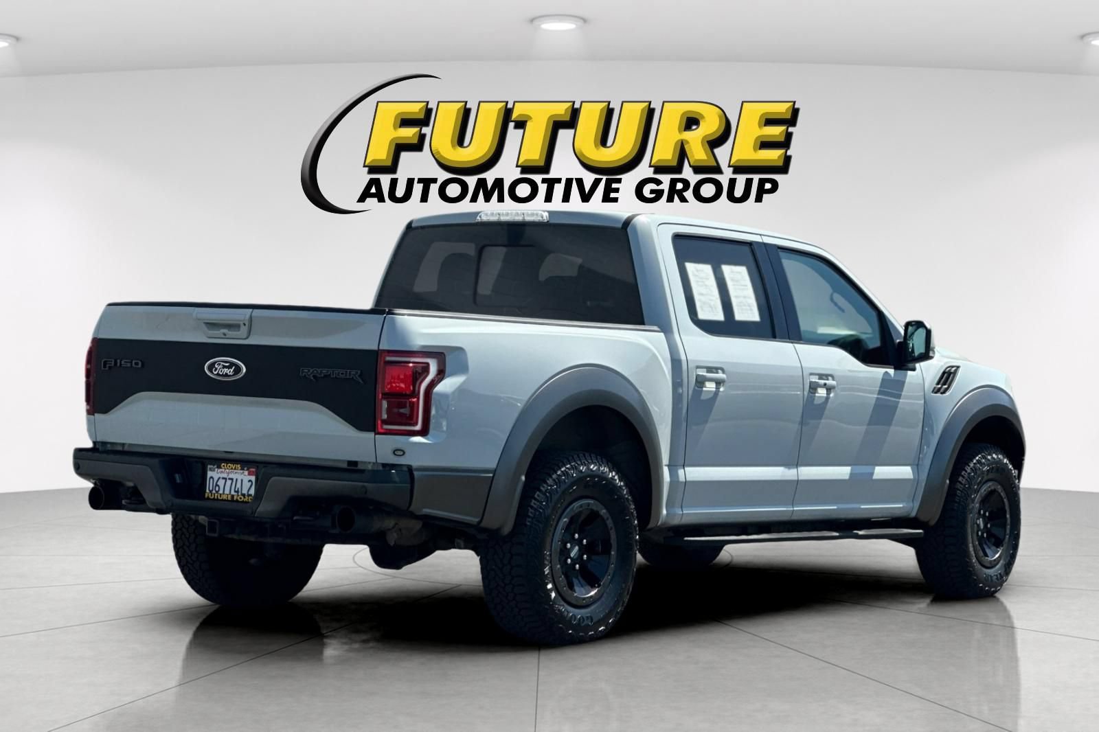 Certified 2017 Ford F150 Raptor w/ Equipment Group 802A Luxury AWD/4WD image 3