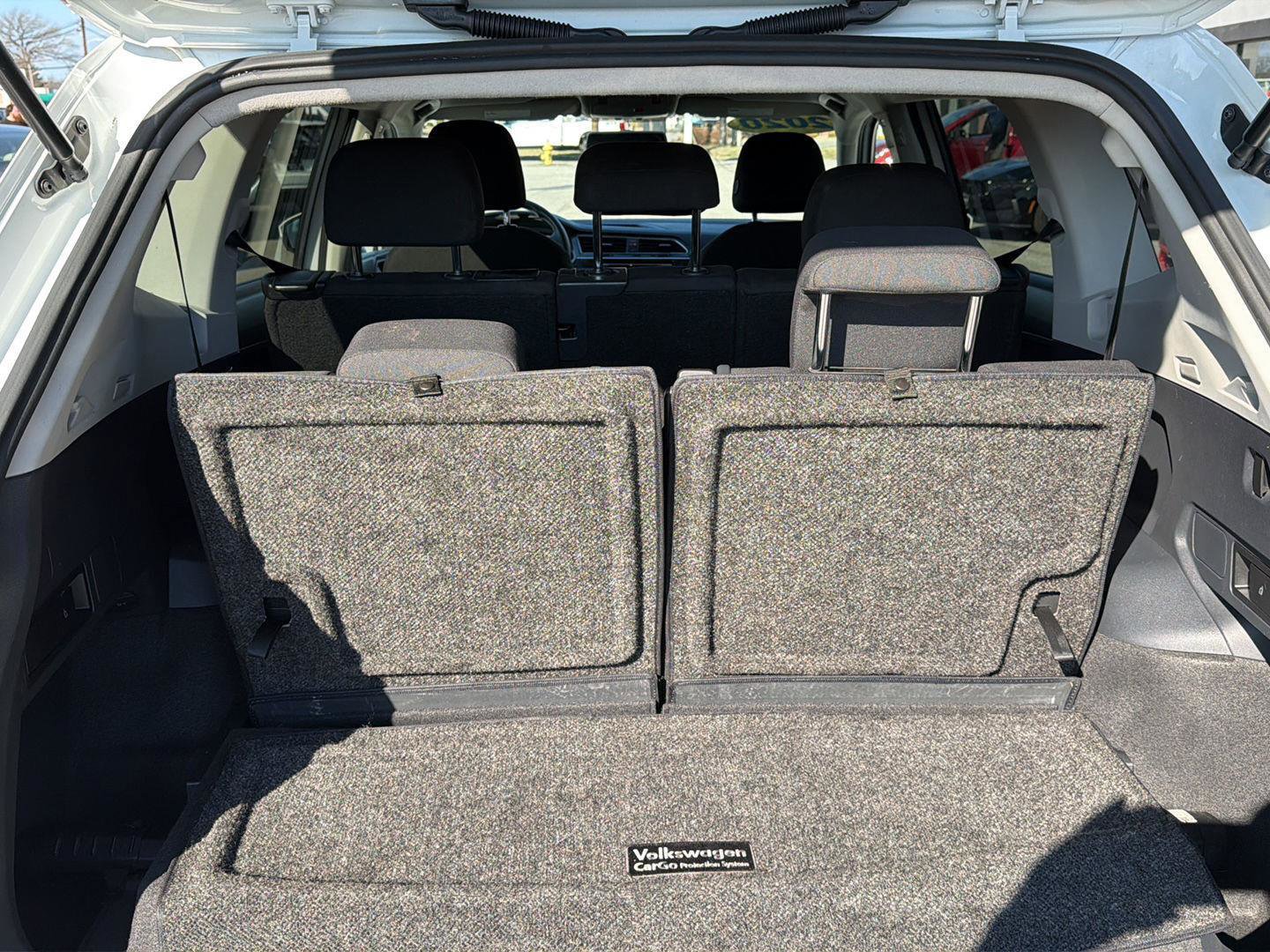 Used 2020 Volkswagen Tiguan S image 12