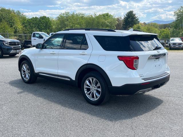 Certified 2020 Ford Explorer XLT w/ Equipment Group 202A AWD/4WD image 4