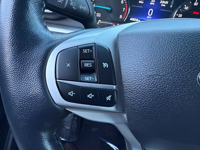 Certified 2022 Ford Explorer XLT w/ Equipment Group 202A AWD/4WD image 17