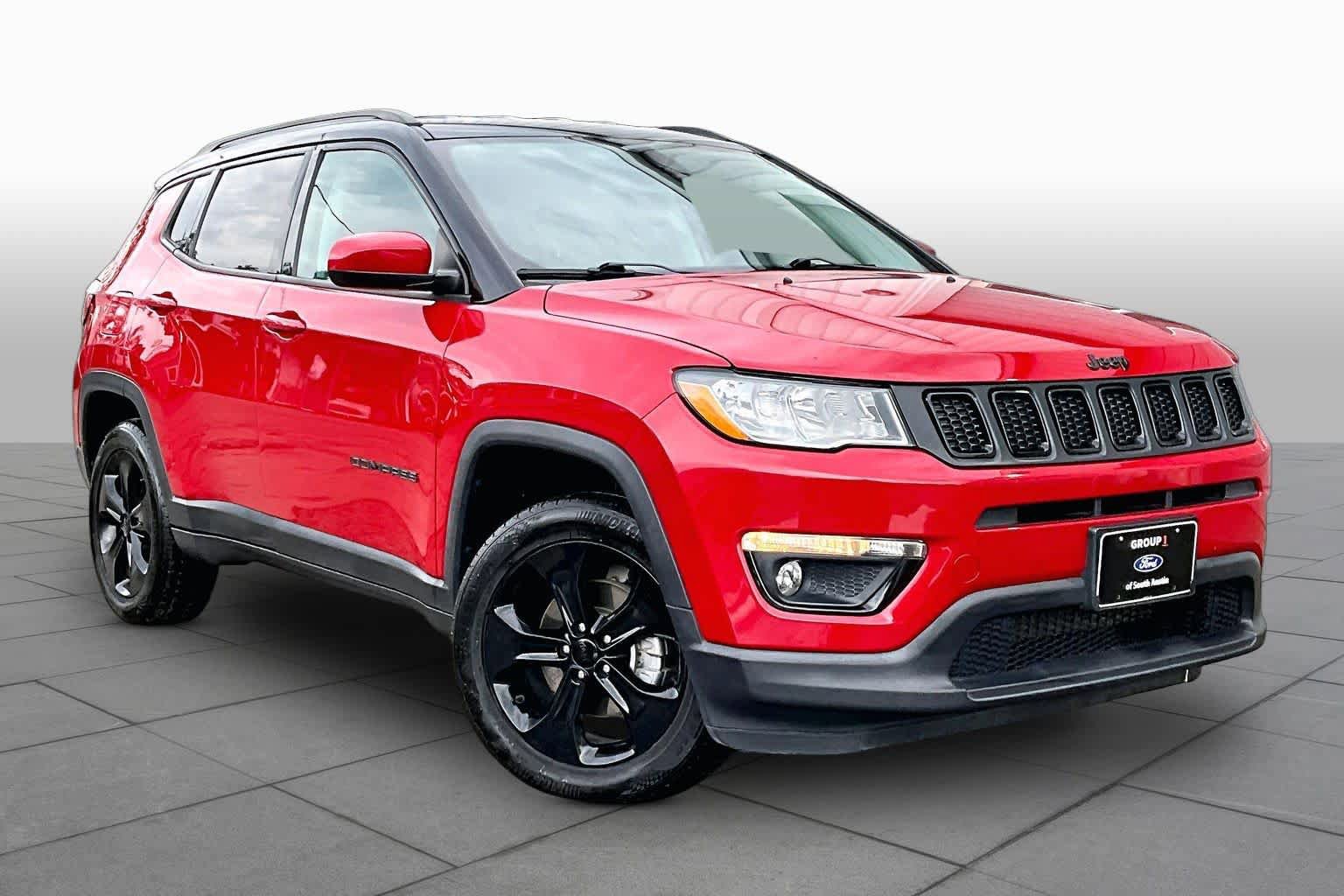 Used 2021 Jeep Compass Latitude AWD/4WD image 3