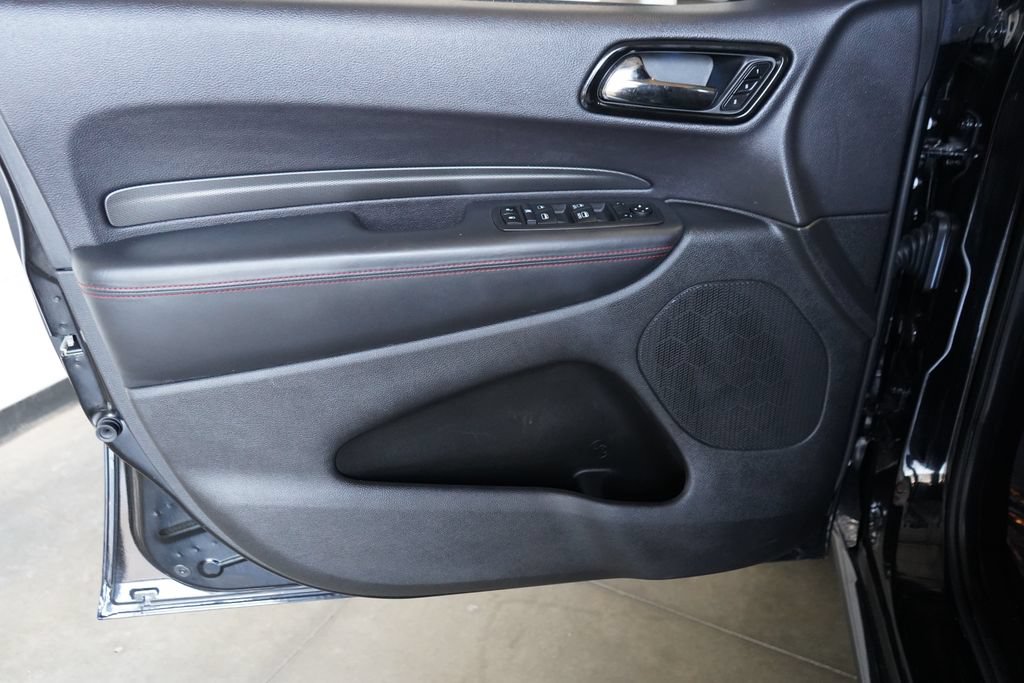 Used 2024 Dodge Durango GT RWD image 14