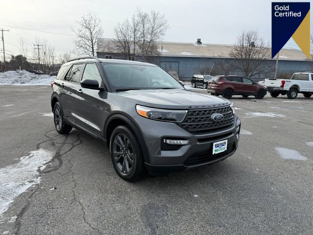Certified 2022 Ford Explorer XLT w/ Equipment Group 202A image 1