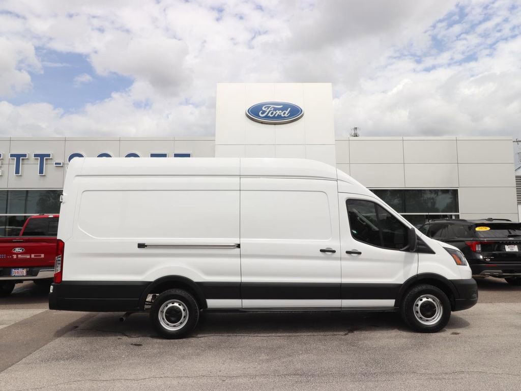 Certified 2023 Ford Transit 250 148 High Roof Extended w/ Load Area Protection Package image 15