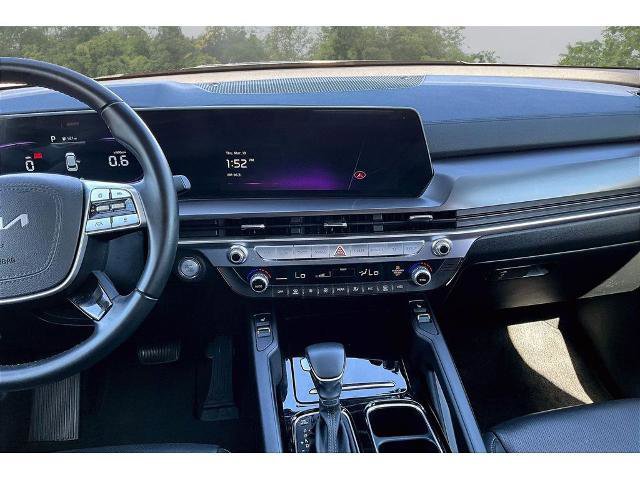Used 2025 Kia Telluride S image 9