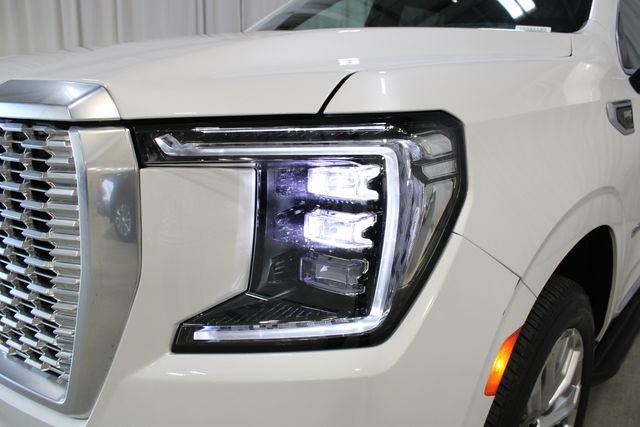 Used 2024 GMC Yukon Denali w/ Advanced Technology Package AWD/4WD image 35