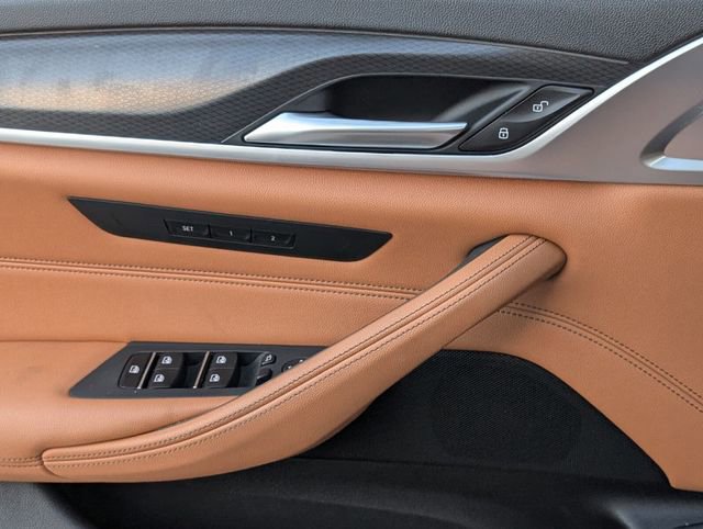 Used 2023 BMW 530i w/ M Sport Package image 25
