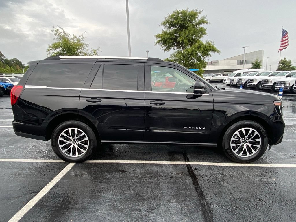 Certified 2025 Ford Expedition Platinum AWD/4WD image 8
